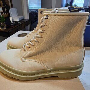 DR. MARTENS 1460 MILLED NUBUCK WP PARCHMENT BEIGE MENS BOOTS SIZE 12 NEW